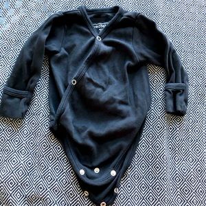 L’oved Baby black long sleeve bodysuit 3-6 mos
